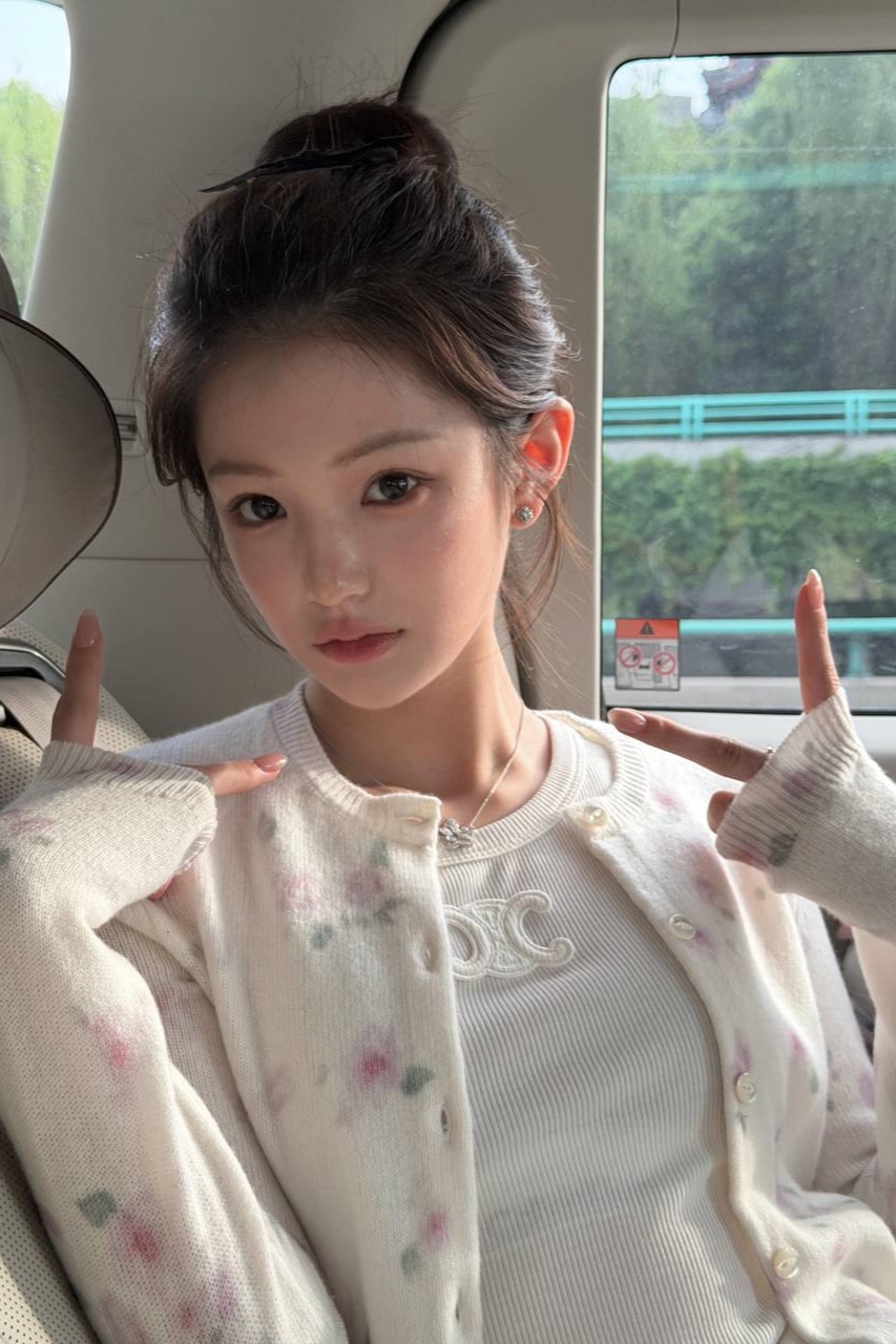 小艾 图片